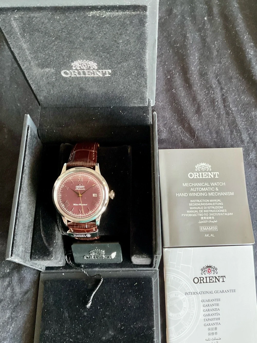 Orient Men's Automatic Red Dial Bambino Version 2 Mint Box/Manual